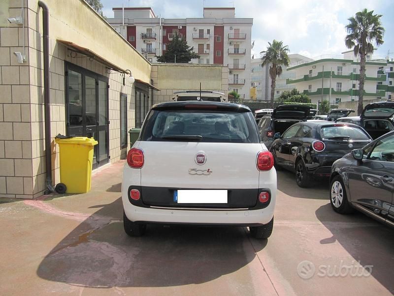 Usata Fiat 500L Lounge 120 CV (88 kW) 2016 Bianco Monovolume