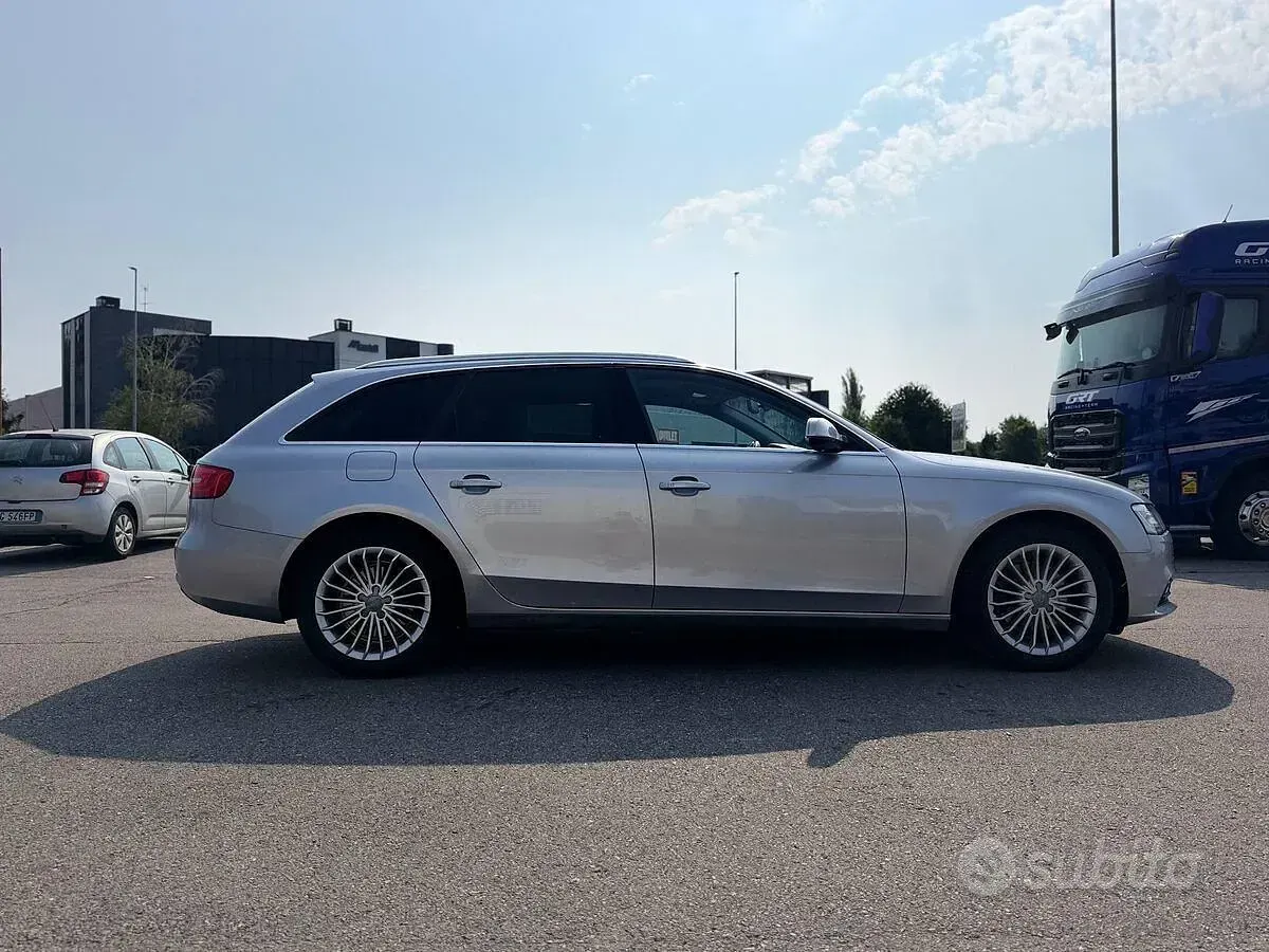 Usata Audi A4 Business 150 CV (110 kW) 2015 Grigio Station wagon