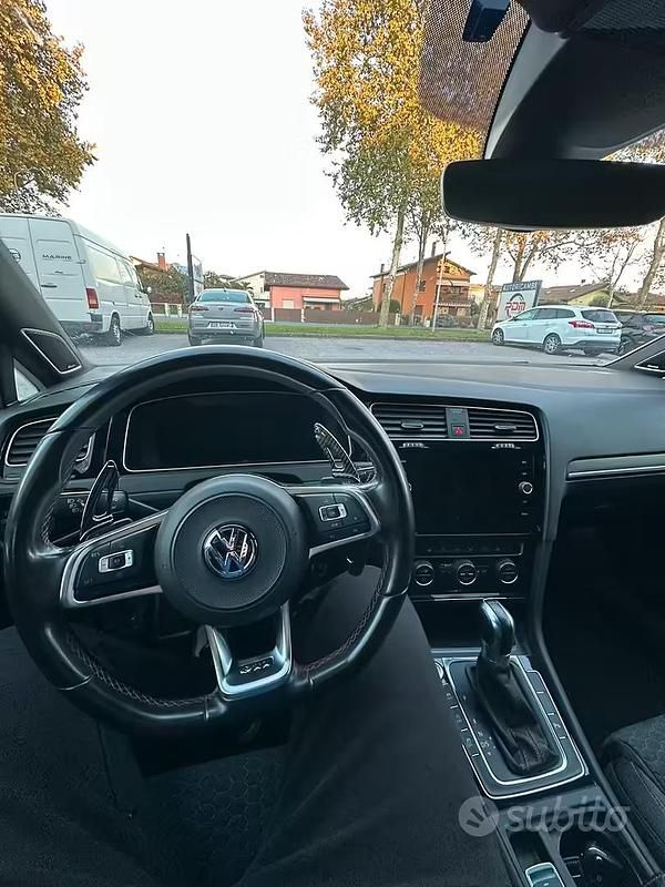 Usata VW Golf VII GTI 245 CV (180 kW) 2019 Grigio Berlina