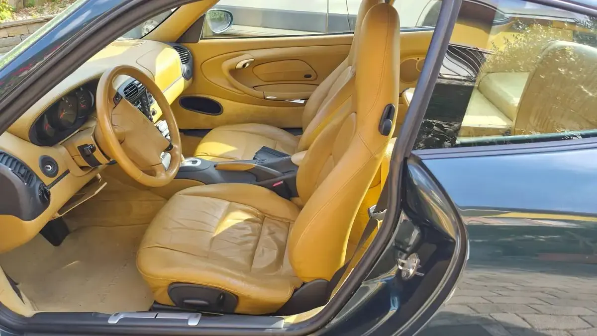 Usata Porsche 911 Carrera 300 CV (220 kW) 1999 Verde Coupé