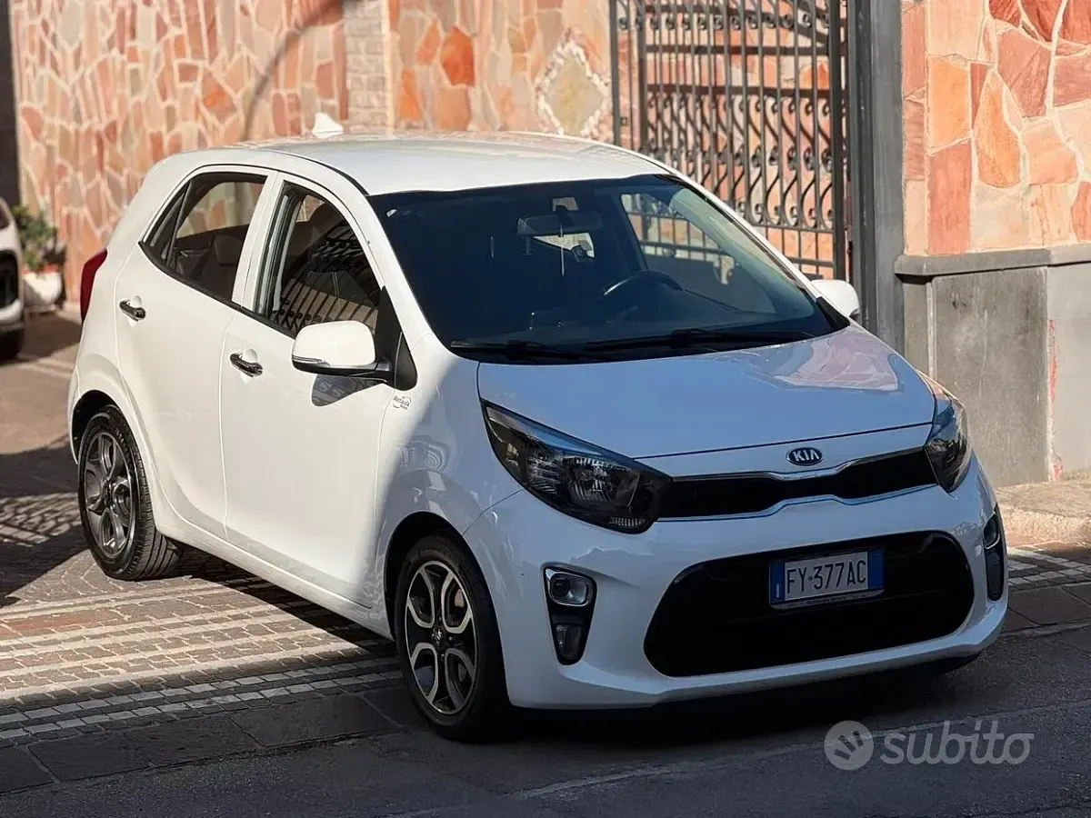 Occasion Kia Picanto X-Line 65 ch (47 kW) 2019 Blanc Citadine