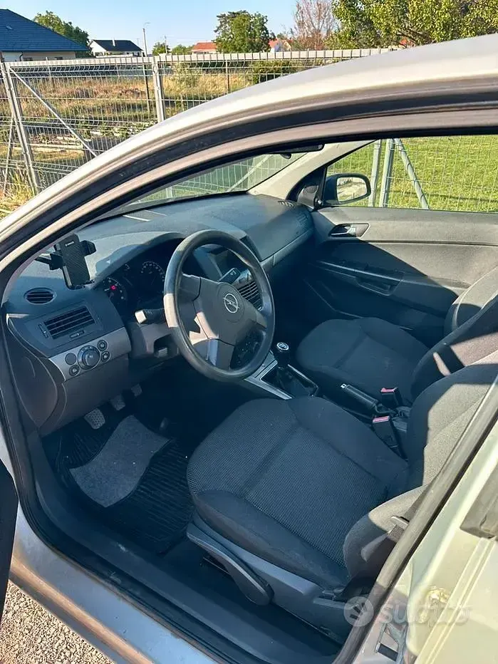 Usata Opel Astra 60 CV (44 kW) 2005 Station wagon