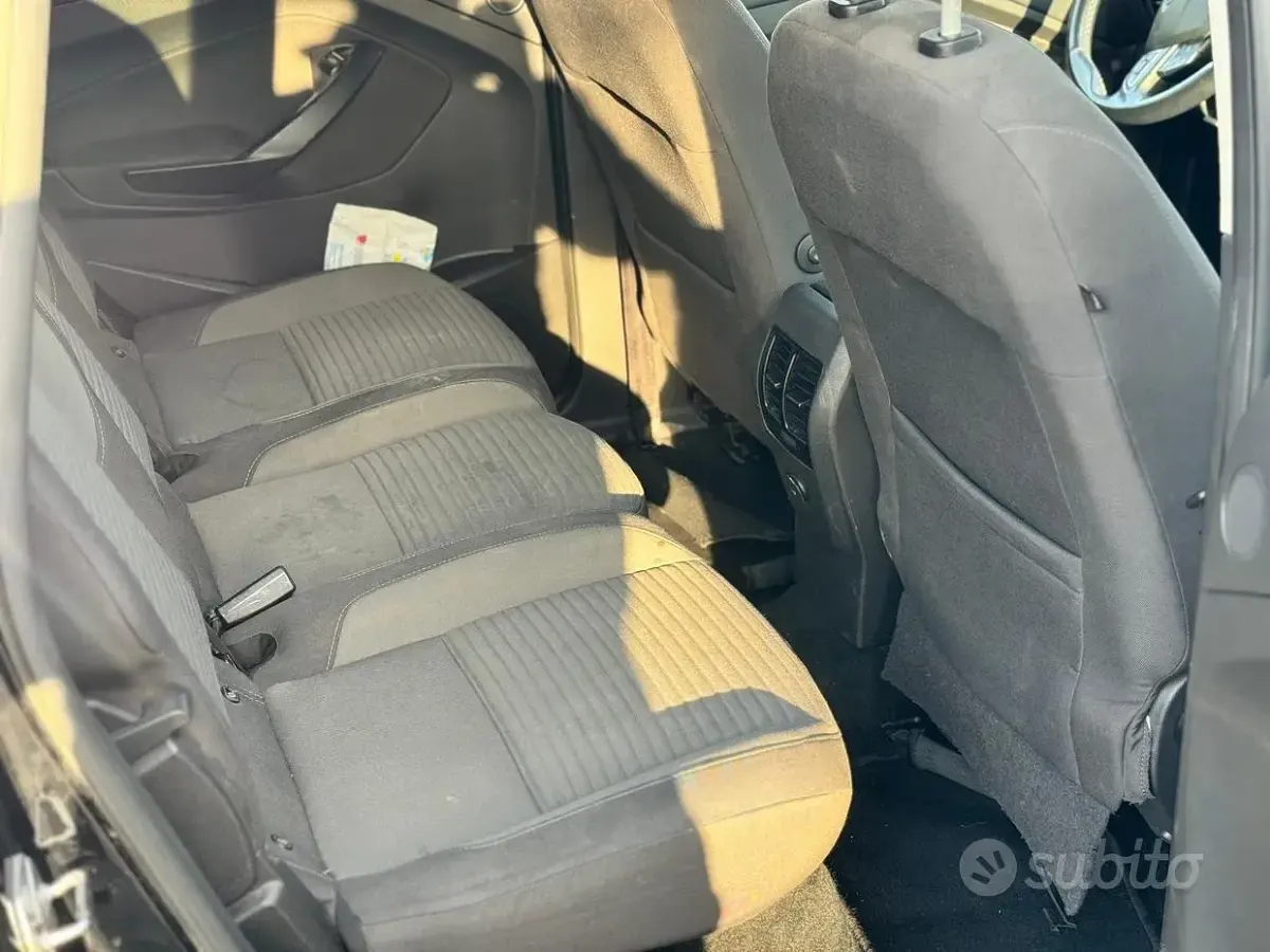 Usata Ford C-MAX 120 CV (88 kW) 2019 Nero Monovolume