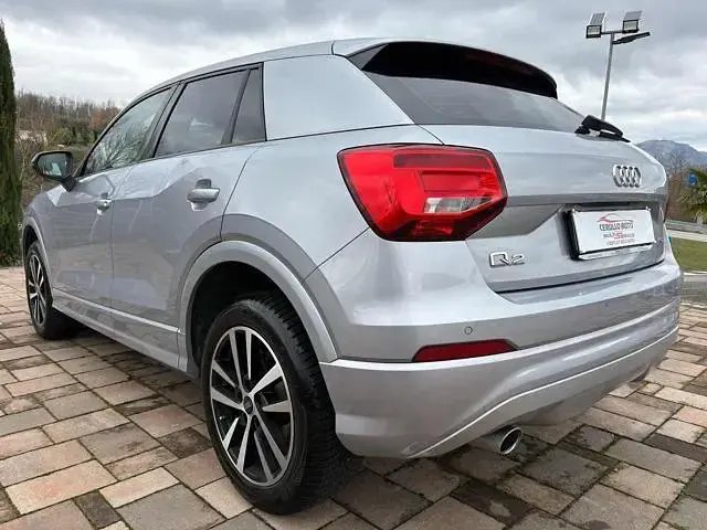 Usata Audi Q2 Comfort 116 CV (85 kW) 2019 Argento SUV