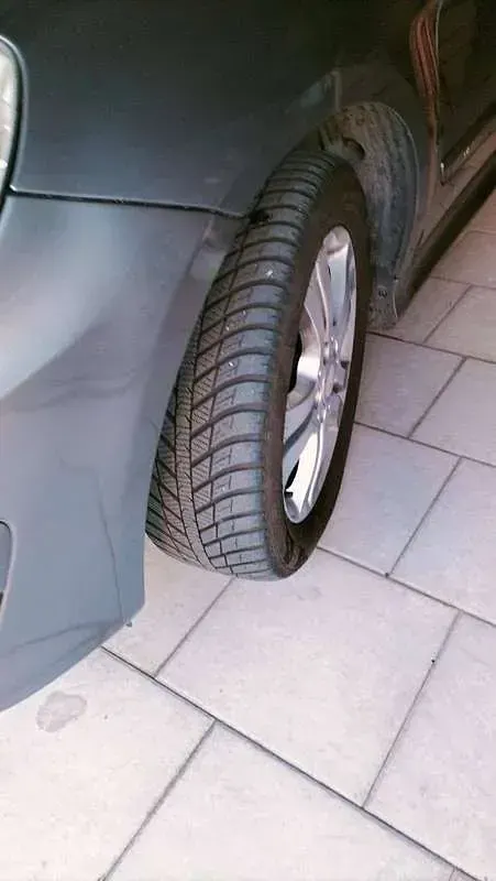 Usata Mercedes B180 Executive 109 CV (80 kW) 2010 Grigio Monovolume