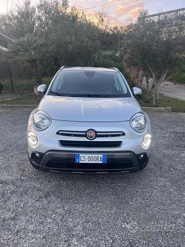 Argento Usata 2022 Fiat 500X Cross SUV | 19.900 € (Buon prezzo) - Immagine 1/4