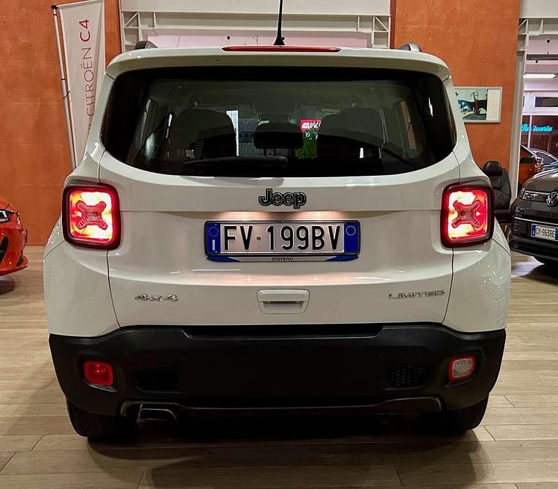 Usata Jeep Renegade Limited 140 CV (102 kW) 2019 Bianco SUV