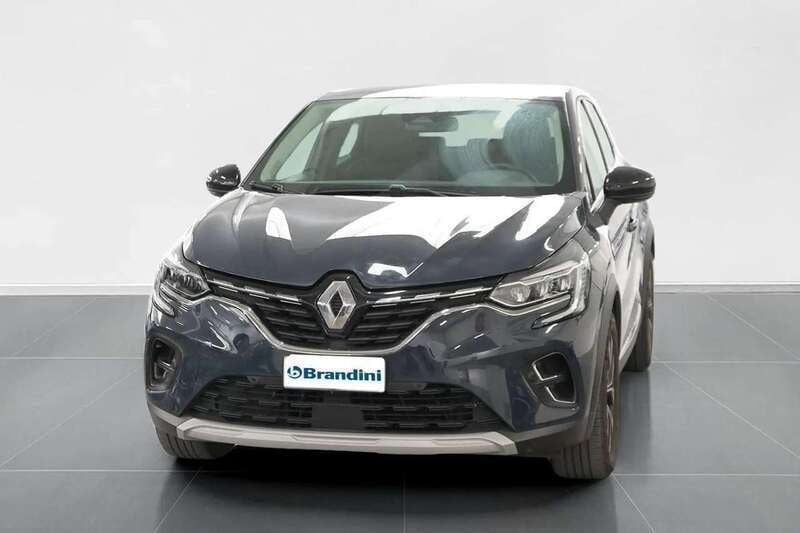 Grigio Usata 2023 Renault Captur Techno SUV | 20.400 € (Buon prezzo) - Immagine 1/4