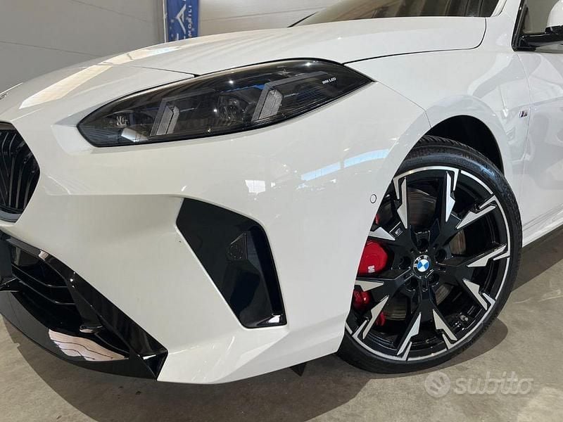 Usata BMW 120 M Sport 156 CV (114 kW) 2025 Bianco Utilitaria