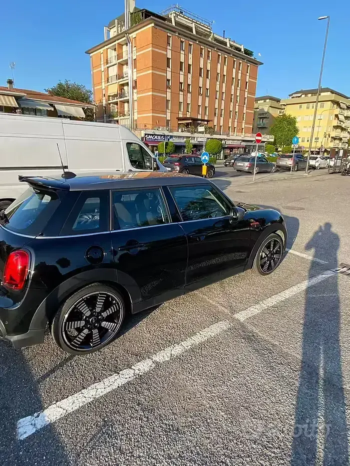 Usata Mini John Cooper Works 178 CV (130 kW) 2022 Utilitaria