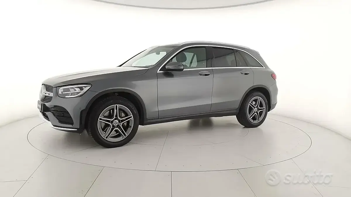 Usata Mercedes GLC220 Premium 194 CV (142 kW) 2021 Grigio SUV