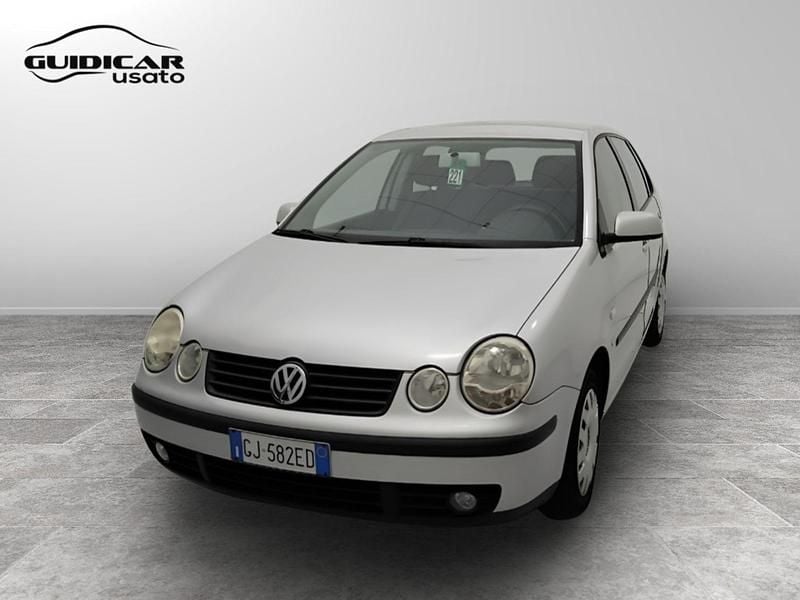 Usata VW Polo Comfortline 64 CV (47 kW) 2002 Grigio Utilitaria