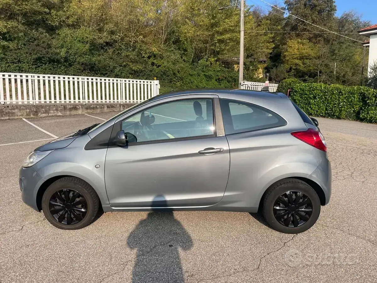 Usata Ford Ka 69 CV (50 kW) 2009 Grigio Utilitaria