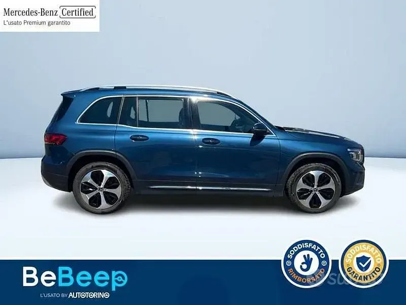 Usata Mercedes GLB200 150 CV (110 kW) 2023 Blu metallizzato SUV