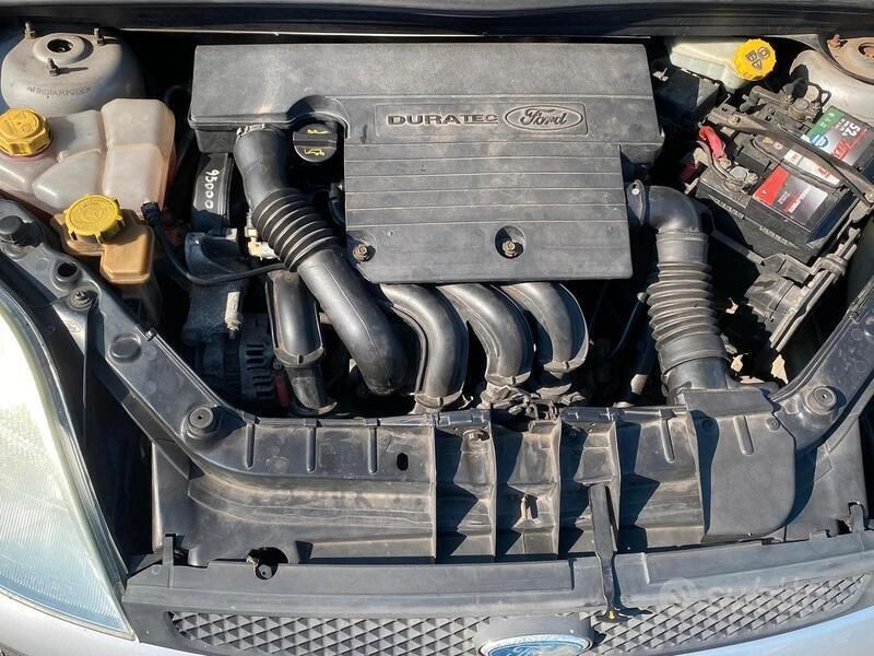 Usata Ford Fiesta 2003 Grigio Utilitaria