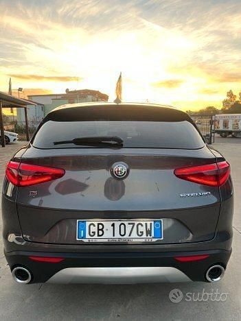 Usata Alfa Romeo Stelvio Super 190 CV (139 kW) 2020 Grigio SUV