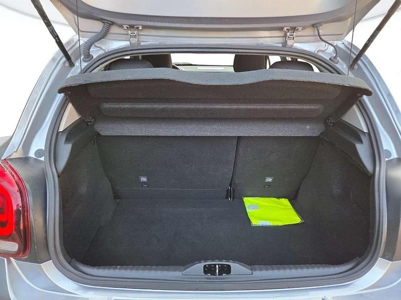 Usata Citroën C3 PureTech 83 CV (61 kW) 2024 Grigio Berlina