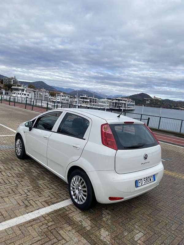 Usata Fiat Grande Punto 77 CV (56 kW) 2016 Utilitaria
