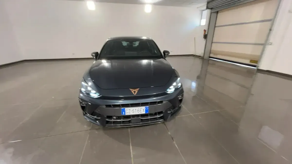 Usata Cupra Leon 150 CV (110 kW) 2025 Grigio