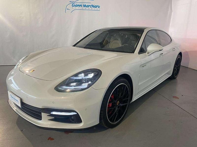 Bianco Usata 2017 Porsche Panamera Tre volumi | 58.000 € (Molto cara) - Immagine 1/4