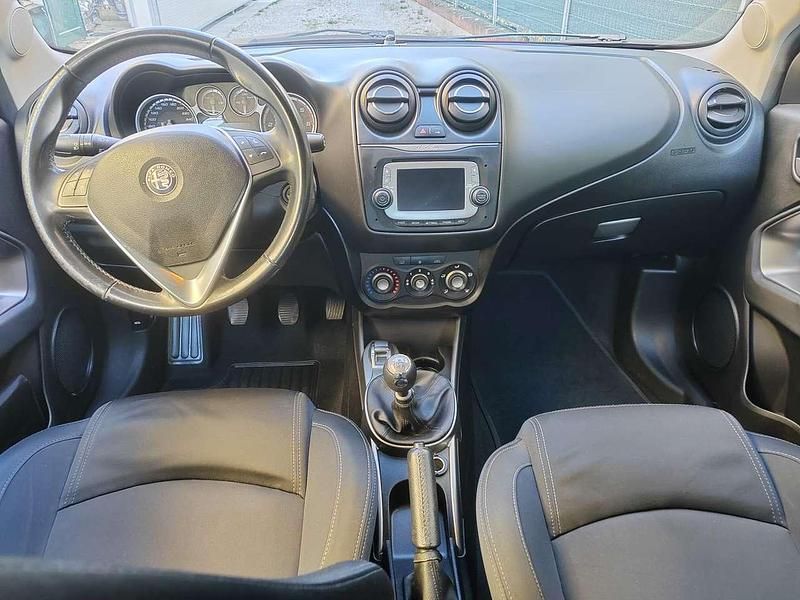 Usata Alfa Romeo MiTo 95 CV (69 kW) 2017 Rosso Utilitaria