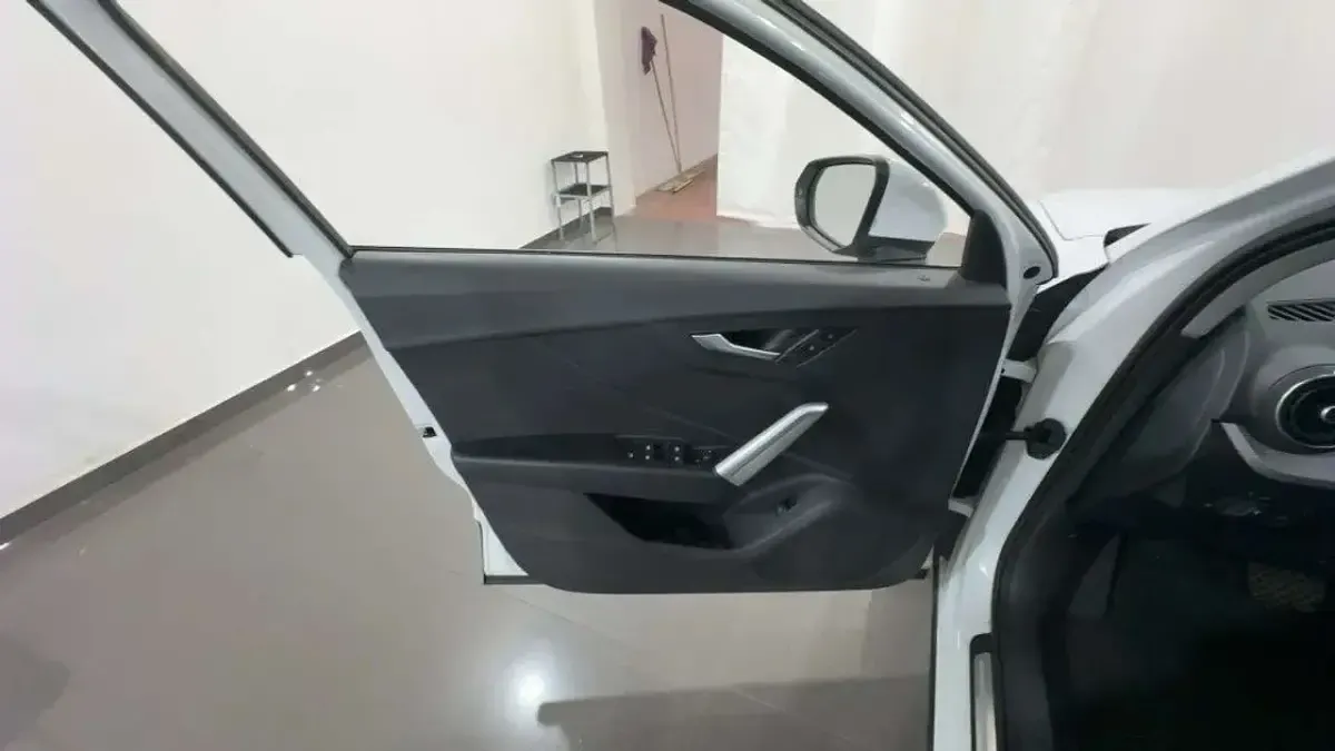 Usata Audi Q2 Advanced 150 CV (110 kW) 2023 Bianco SUV
