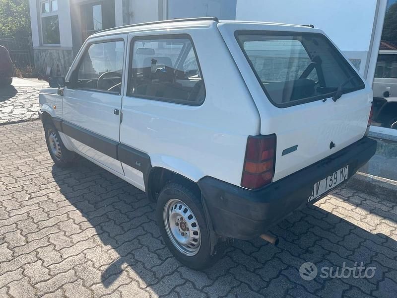 Usata Fiat Panda 4x4 54 CV (39 kW) 1998 Bianco Utilitaria