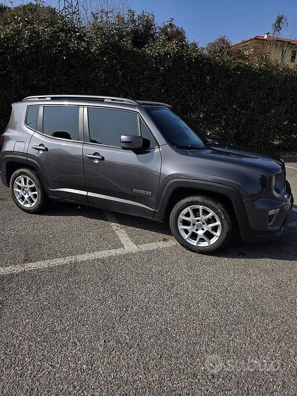 Usata Jeep Renegade Limited 120 CV (88 kW) 2019 Grigio SUV