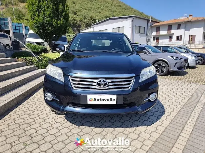 Usata Toyota RAV4 150 CV (110 kW) 2010 Nero SUV