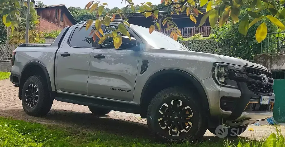 Usata Ford Ranger Wildtrack 205 CV (150 kW) 2025 Grigio Pick-up