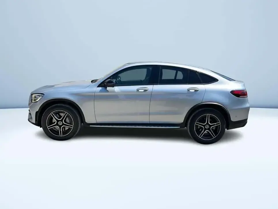 Usata Mercedes GLC200 Premium 163 CV (119 kW) 2021 Argento SUV