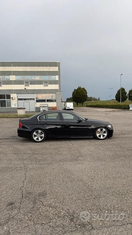 Usata 2007 BMW 325 M Sport Tre volumi | 9500 € (Ottimo prezzo) - Immagine 1/4
