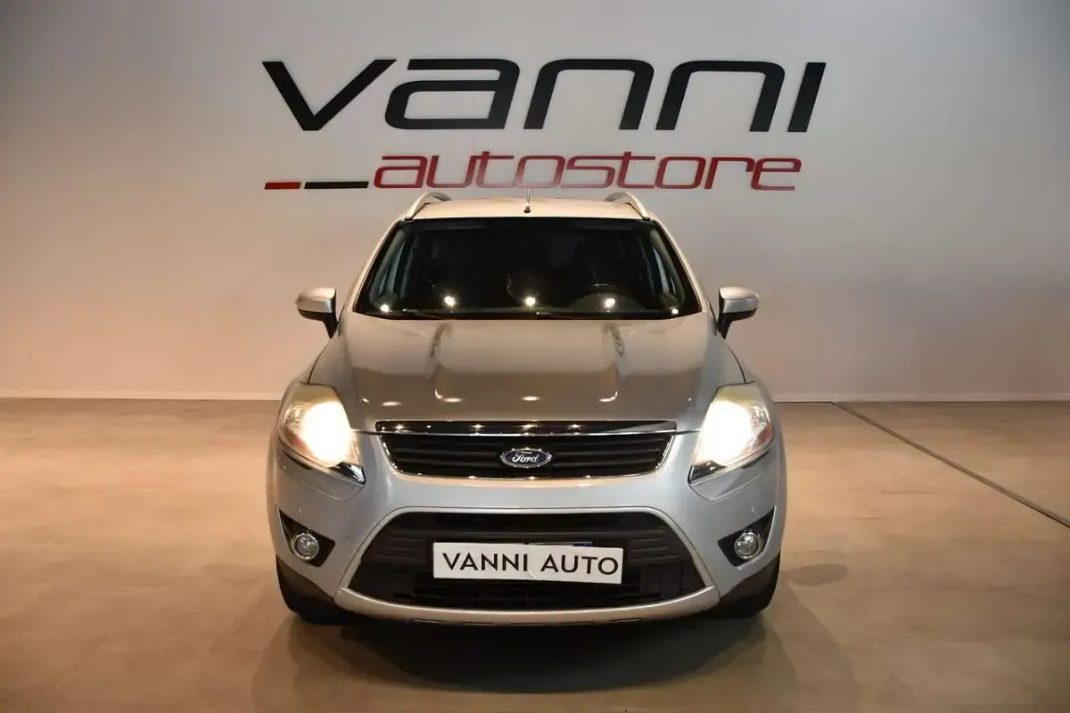 Usata Ford Kuga Titanium 136 CV (100 kW) 2009 Grigio SUV
