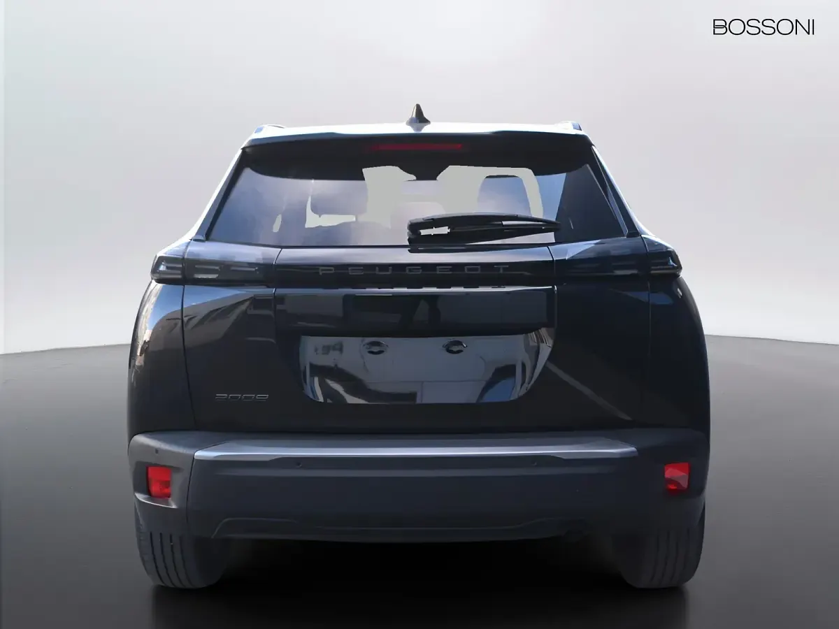 Usata Peugeot 2008 Allure 101 CV (74 kW) 2025 Nero SUV