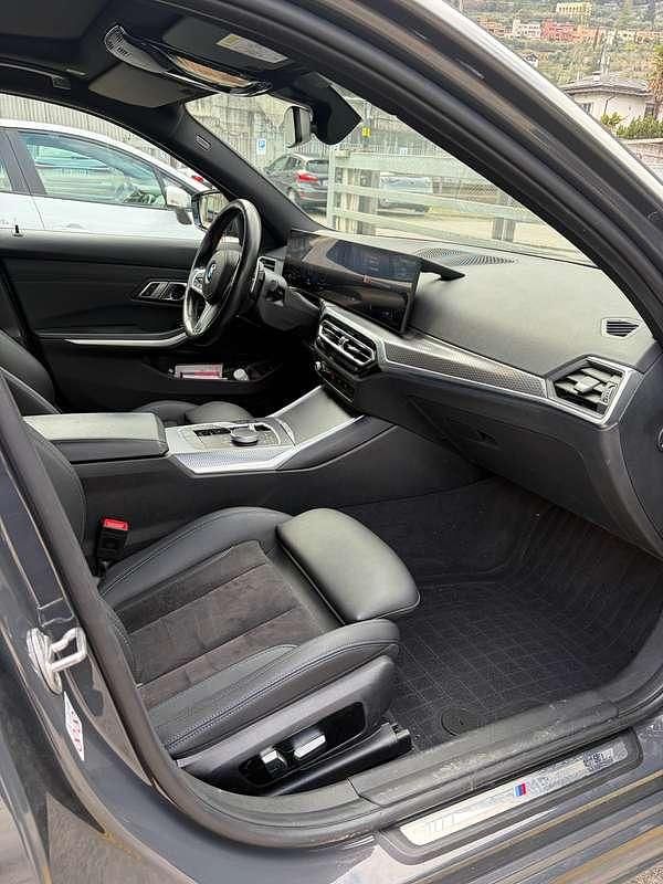 Usata BMW 330 Comfort Edition 286 CV (210 kW) 2023 Grigio Station wagon