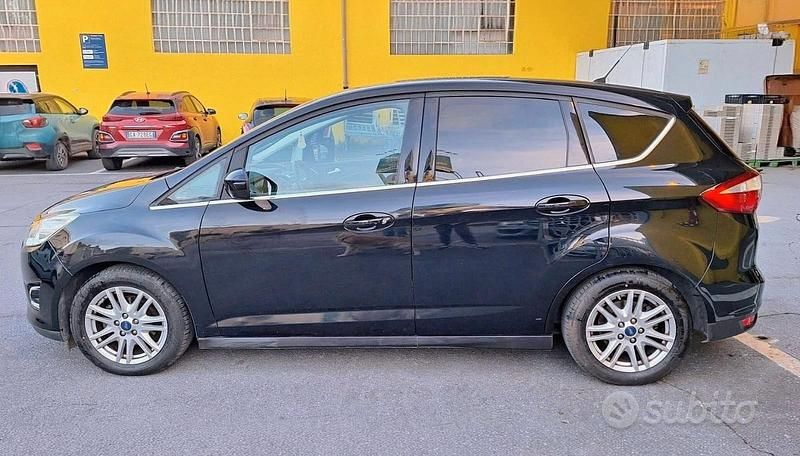 Usata Ford C-MAX Titanium 116 CV (85 kW) 2015 Nero Monovolume