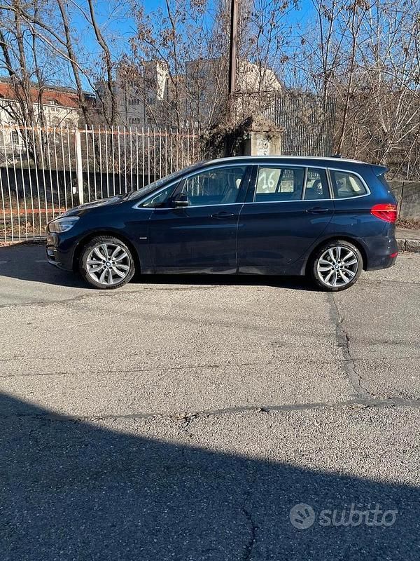 Usata BMW 220 Gran Tourer Luxury Line 190 CV (139 kW) 2017 Blu Monovolume