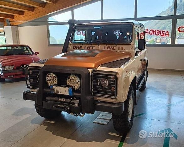 Occasion Land Rover Defender 123 ch (90 kW) 2007 Berline