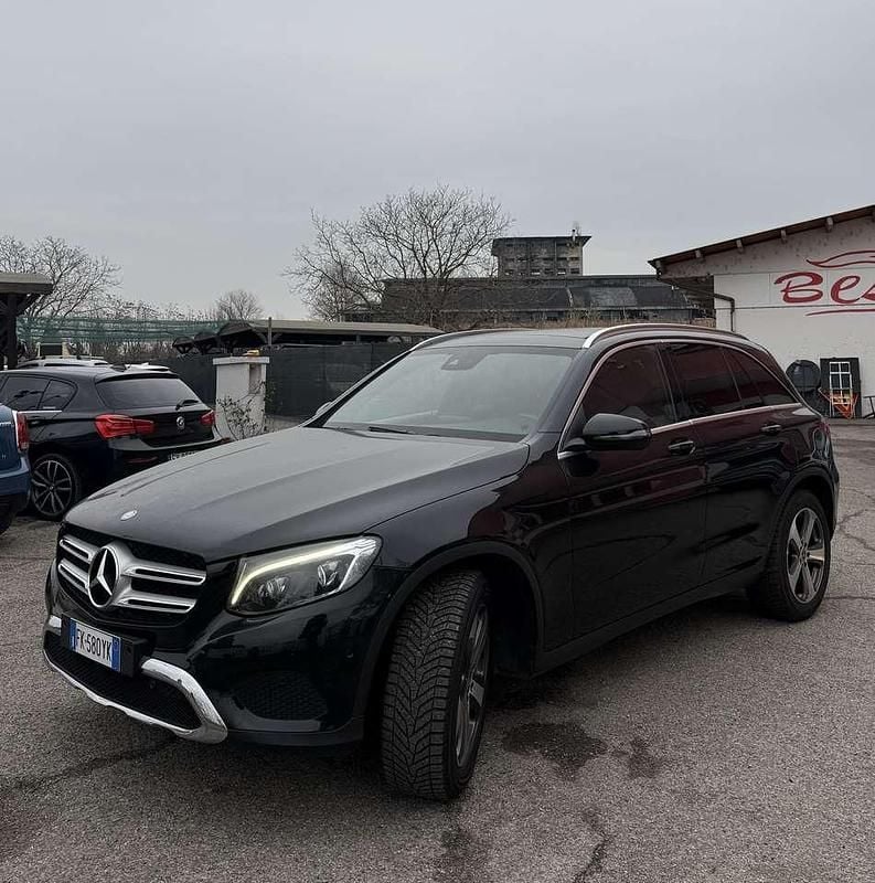 Usata Mercedes GLC220 AMG 170 CV (125 kW) 2017 Nero SUV