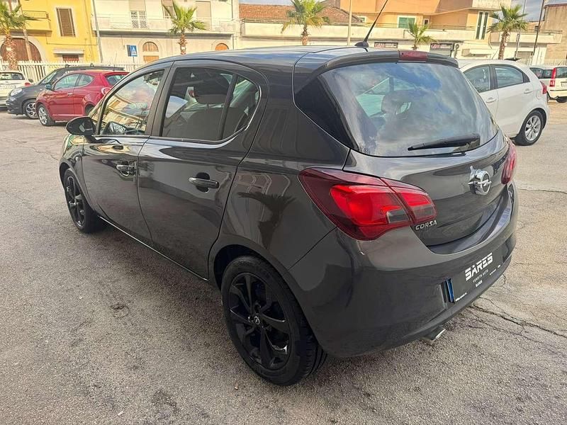 Usata Opel Corsa 90 CV (66 kW) 2016 Grigio Utilitaria
