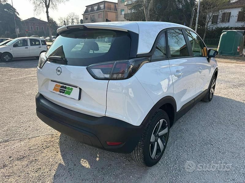 Usata Opel Crossland X Edition 110 CV (80 kW) 2023 Grigio SUV