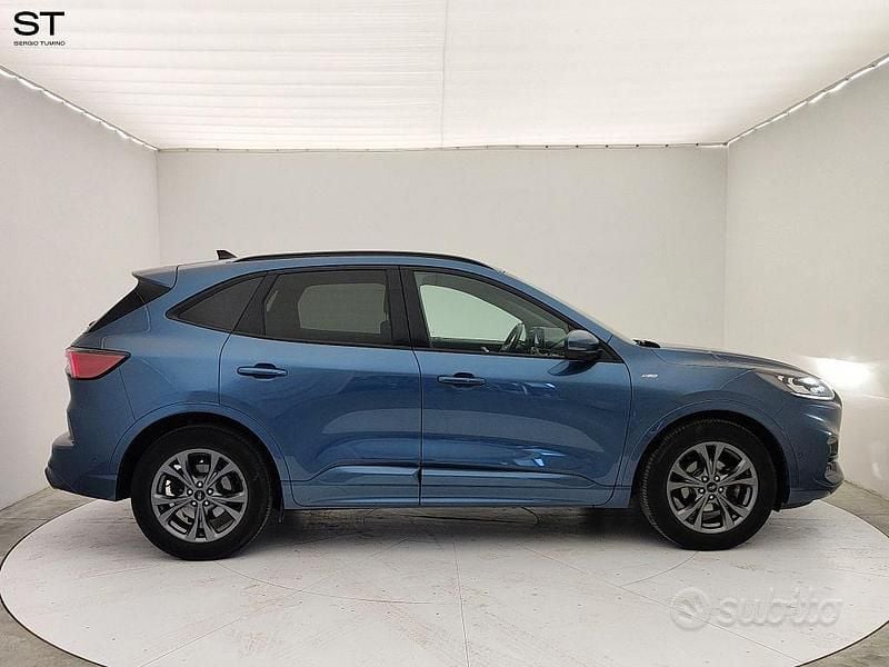 Usata Ford Kuga ST-Line X 120 CV (88 kW) 2022 Blu SUV
