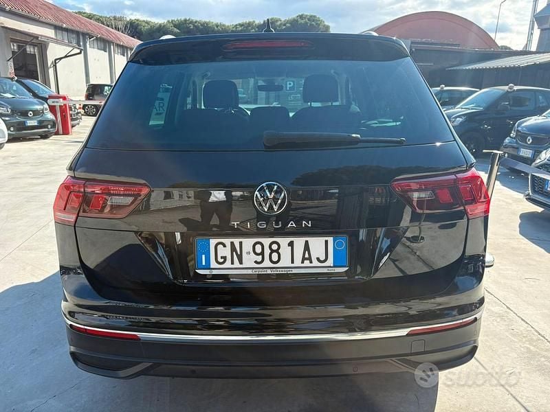 Usata VW Tiguan Life 150 CV (110 kW) 2023 Nero SUV
