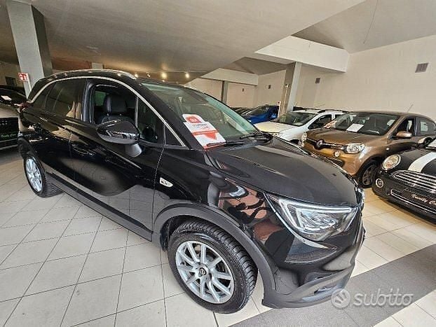 Usata Opel Crossland X 130 CV (95 kW) 2018 Nero SUV