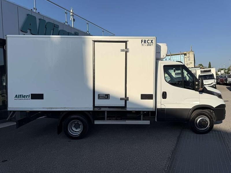 Usata Iveco Daily 150 CV (110 kW) 2019 Bianco Furgone