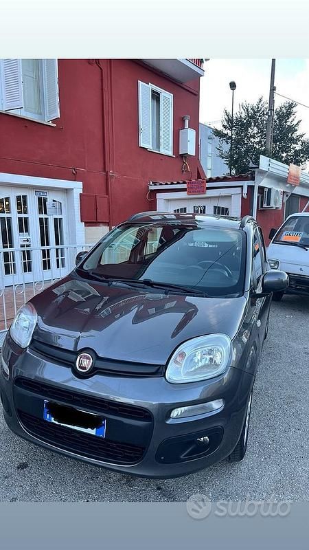 Grigio Usata 2019 Fiat Panda Lounge Due volumi | 8200 € (Buon prezzo) - Immagine 1/4