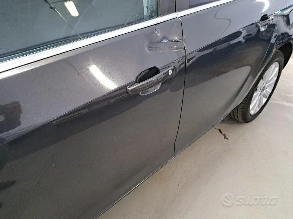 Usata Opel Astra Cosmo 110 CV (80 kW) 2016 Antracite Station wagon