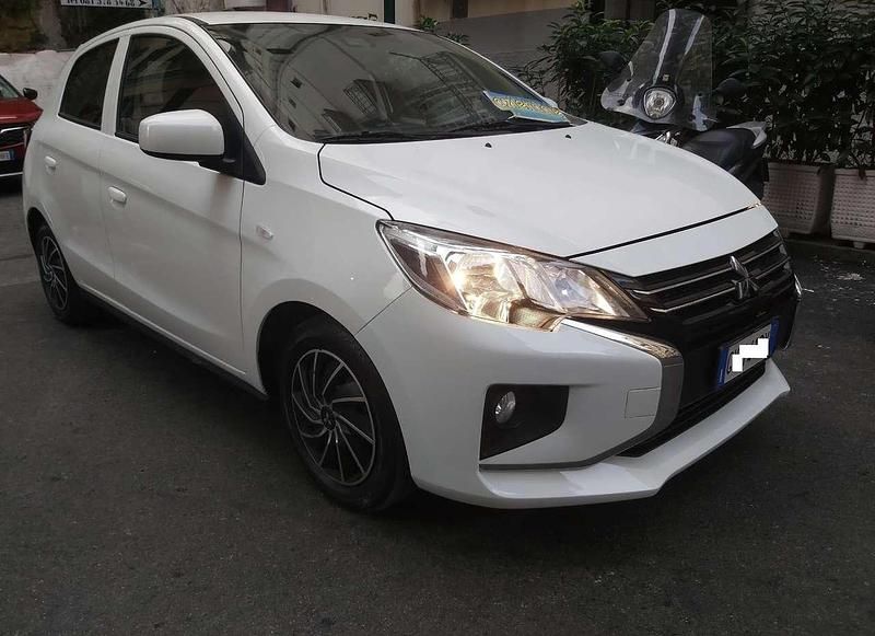 Usata Mitsubishi Space Star Intense 71 CV (52 kW) 2022 Bianco Utilitaria