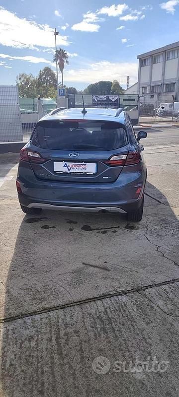 Usata Ford Fiesta Active 125 CV (91 kW) 2022 Blu Berlina