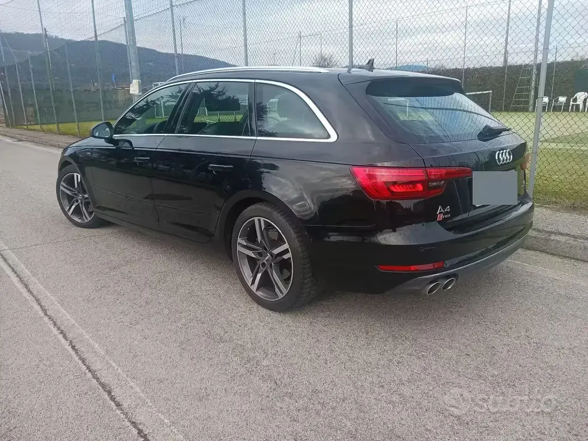 Usata Audi A4 190 CV (139 kW) 2017 Nero Station wagon